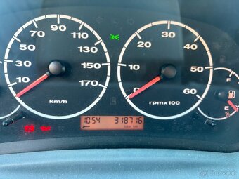 Predám Peugeot Boxer 2,2 HDi 74KW - 10