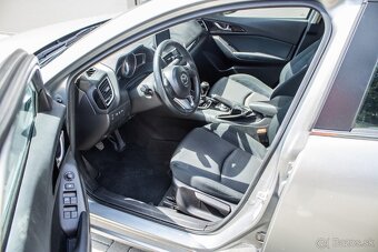 Mazda 3 - 10