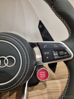 AUDI R8 VOLANT SPORTOVY -- START/STOP - DRIVE SELECT - 10