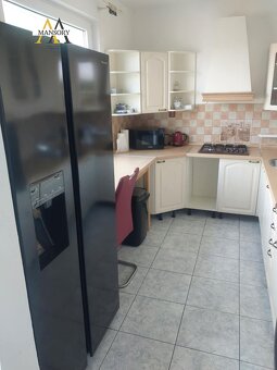 Na predaj 4-izbový zrekonštruovaný byt vo Veľkom Krtíší - 10