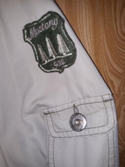 Bunda Mustang, svetlá na miernejšiu zimu. - 10