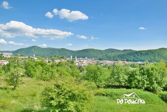 DO DOMČEKA | Slnečný pozemok s panoramatickým výhľadom v luk - 10
