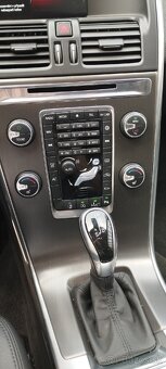 Volvo XC60 - 10