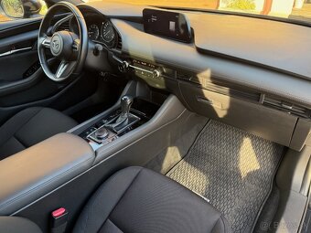 Mazda 3 2.0 Skyactiv G122 A/T – výbava Plus, 2020, 76k km - 10