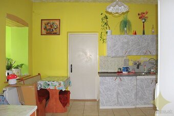Rodinný dom s novým ústredným kúrením - Dolinka, okres Veľký - 10
