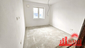 REZERVOVANÝ - Na predaj novostavba 4 izbový bungalov s teras - 10