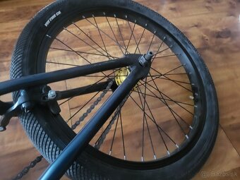 BMX bicykel - 10