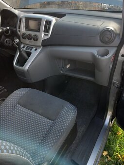 Predám NISSAN NV 200EVALIA - 10