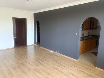 Rezervované. Predáme 3 - izbový byt v Topoľčanoch - 10