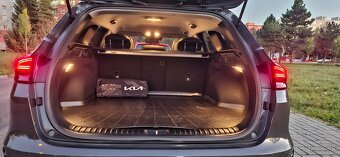 Kia Ceed SW 1.5 T-GDI Automat 2025 v Záruke - 10