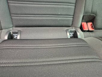 Škoda Octavia Combi 1.6 TDI 115k Ambition - 10