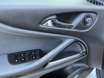 Opel Zafira Tourer 2.0CDTi - 10