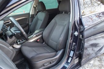 Hyundai i40 CW 1.7 CRDi 136k Premium - 10