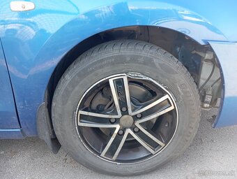 Hyundai i30 1,6 CRDi - 10