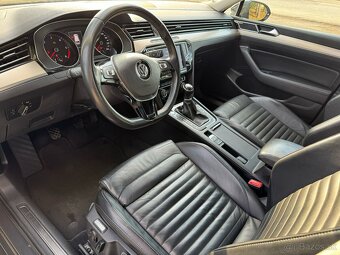 Volkswagen Passat Variant 2.0 TDI BMT Business Highline - 10
