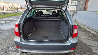 Škoda Superb Combi Scout 2.0 TDI CR 4x4 170k Elegance - 10