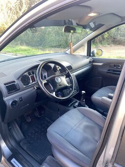 Volkswagen Sharan 1.9 TDI 96kw GOAL - 10
