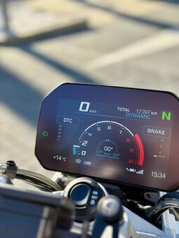 BMW R1250R - 10