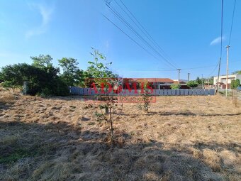 ADOMIS - Predáme stavebný pozemok 500m2 Milhosť, všetky siet - 10