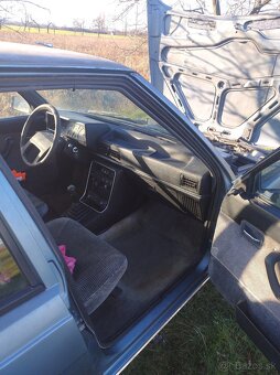 Predám Renault 9 - 10