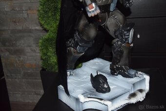 Batman Armored figurka - 10