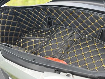 Honda ADV 350 Smart TOP BOX - 10