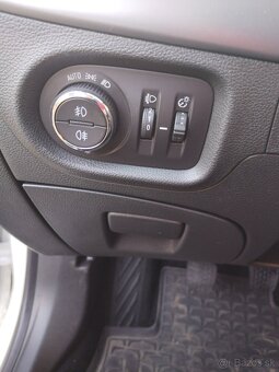 Opel Astra k 1.4 turbo - 10