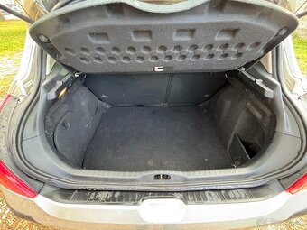 Peugeot 308 1.6 HDi (2008) - 66kW - 10