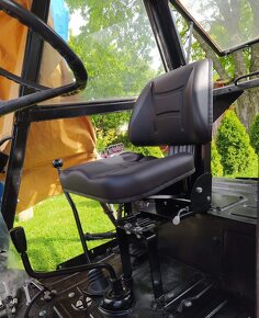 Univerzalnu odpruženu sedacku (sedadlo) na traktor zetor , u - 10