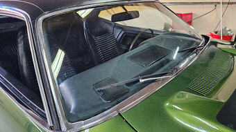 1970 Dodge Challenger R/T SE 383 V8, manuál, po renovaci - 10