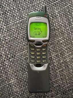 NOKIA 8910 i - 10