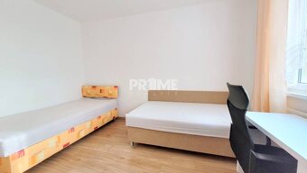 Štýlový 4i byt, REKONŠTRUKCIA, LOGGIA, Butatínska ulica, Pet - 10