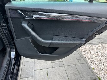 ŠKODA OCTAVIA 3 COMBI RS 2.0 TDI 135KW DSG FACELIFT - 10