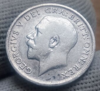 Strieborné 6 pence. - 10