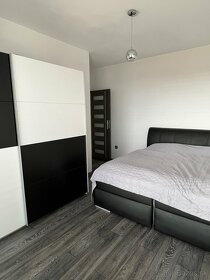 Predám trojizbový byt v PLATO Levice - 10