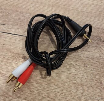 Reproduktory Edifier R1280DB - 10