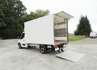 Renault Master 8 paletovy kontajne 2.3 dCi 150 koni - 2020 - 10