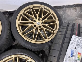 original Porsche Macan 4 Electric r22 95C044600L - 10