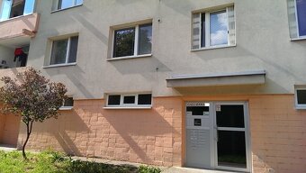 1 izb. byt kompletne zrekonštruovaný BA Dubravka, Gallayova - 10