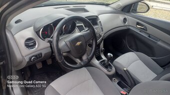 Predám Chevrolet Cruze 1.6 benzín,83 kw, r.v. - 10