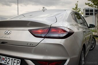 Hyundai i30 Fastback 1.4 T-GDi / SVK / 1.M / - 10