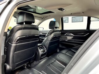 BMW 730 Xdrive - 10