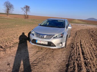 Toyota Avensis T27 Kombi - 10