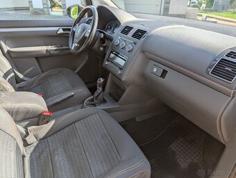 Volkswagen Touran 1.6 TDI Comfortline - 10