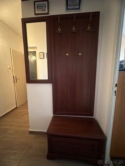 Veľmi pekná zostava do obývačky/pracovne a chodby. - 10