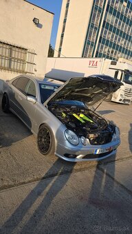 Mercedes E55 Kompresor - 10