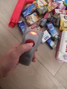 Nákupný košík, Pokladňa, tovar do obchodu - 10