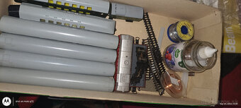 HO železnica s 2Lok+5Vag_+TT súprava, veľa koľají, dekor - 10