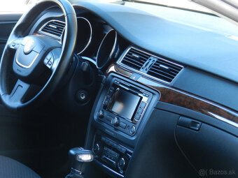 Škoda Superb Combi 2.0 TDI CR 170k Elegance DSG - 10