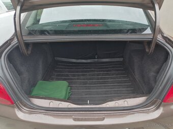 Peugeot 301 1.6 68kw - 10